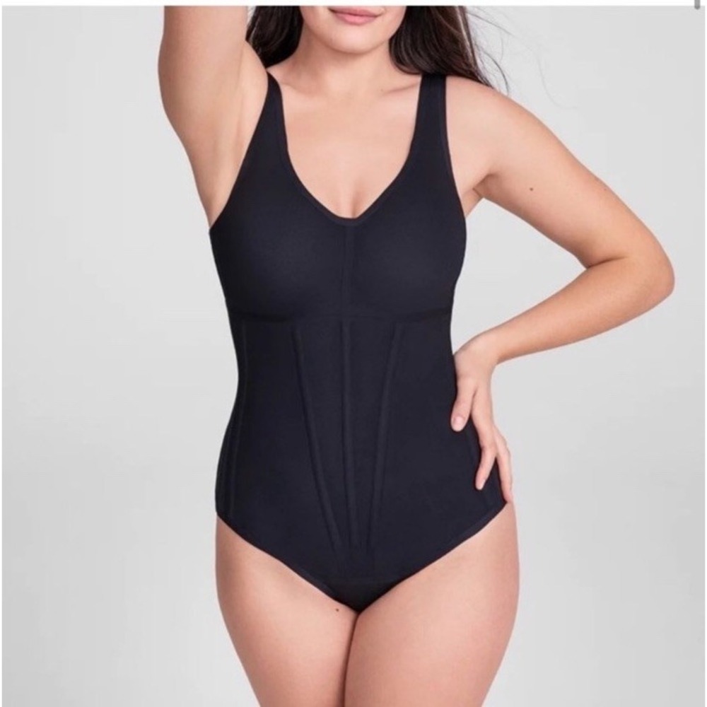 NWT Honeylove Boldness Bodysuit Black 3XL‎